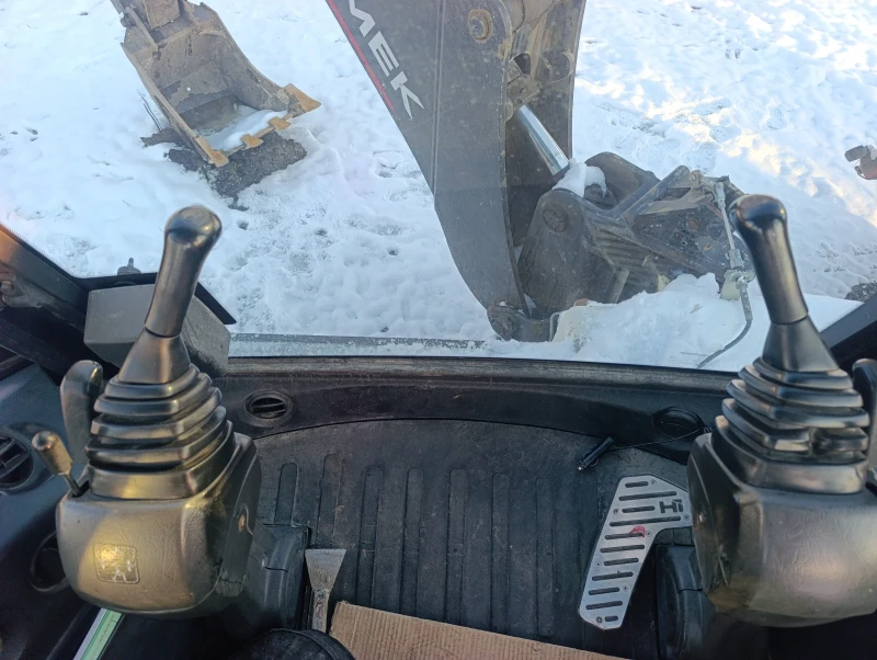 Багер Hidromek 102B, снимка 12 - Индустриална техника - 53342772