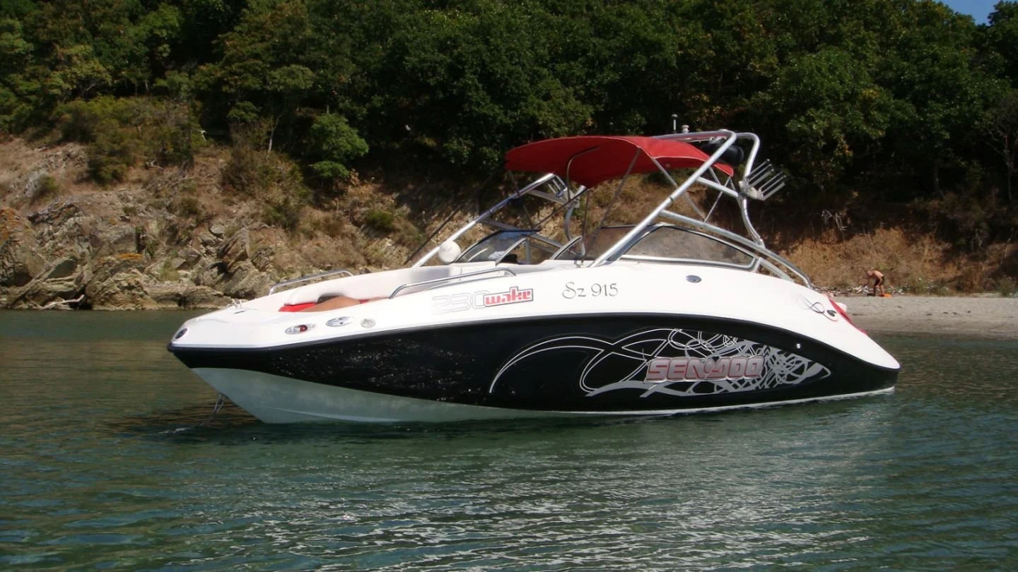 Моторна яхта Bombardier Sea Doo Sea Doo 230 Wake
