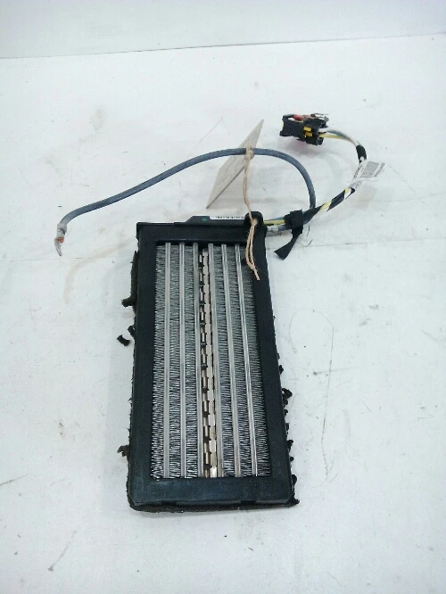 Ел.радиатор парно Пежо 307 SW