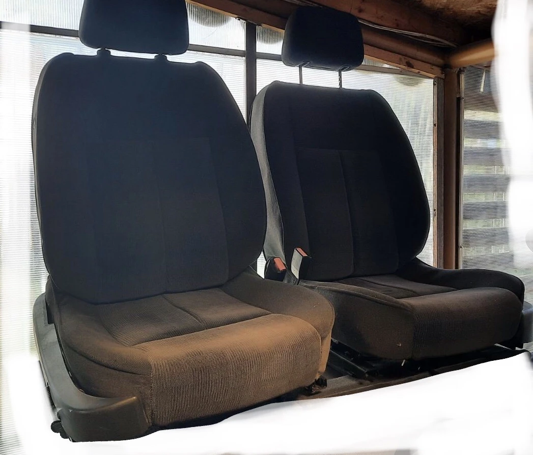  :    607 | Mobile.bg   1