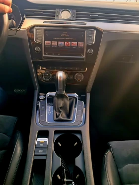 VW Passat 2.0TDI* HighLine* DSG* Digital | Mobile.bg    11