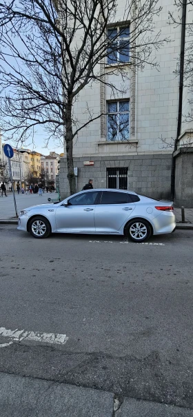 Kia K5 - 11500 € / 22492.04 лв. - 67537032 13