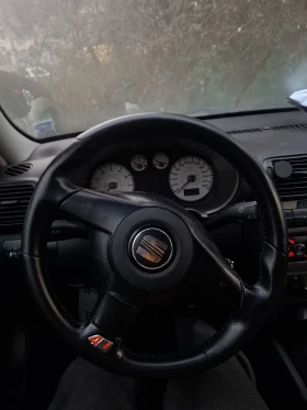 Seat Leon Black Cupra 4 - 5500 € / 10757.07 лв. - 81581483 3