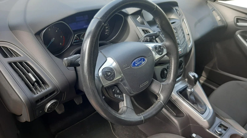 Ford Focus Като нов много запазен , снимка 17 - Автомобили и джипове - 46259664