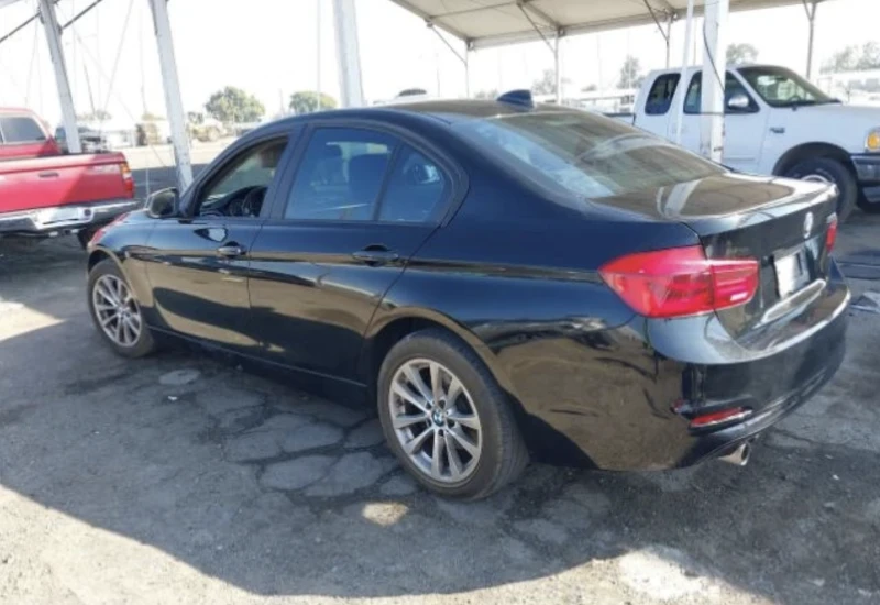 BMW 320, снимка 7 - Автомобили и джипове - 48257494