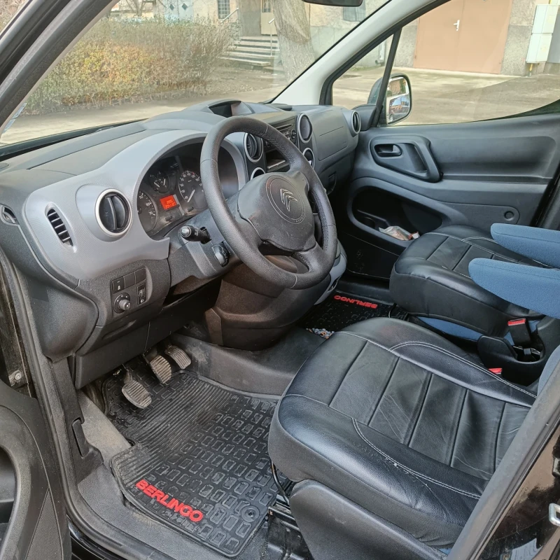 Citroen Berlingo, снимка 4 - Автомобили и джипове - 48742677