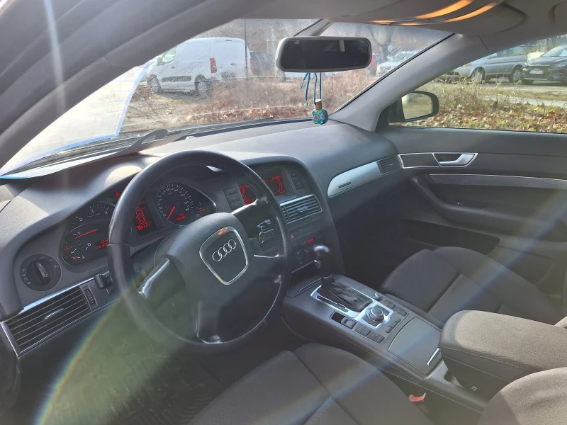 Audi A6 Куатро-Автоматик 4* 4, снимка 8 - Автомобили и джипове - 49032169