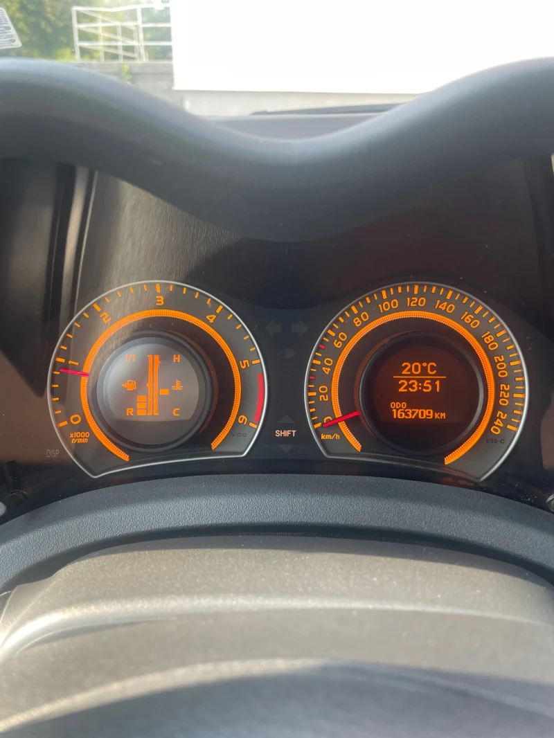 Toyota Auris 1, 4, снимка 12 - Автомобили и джипове - 50691489