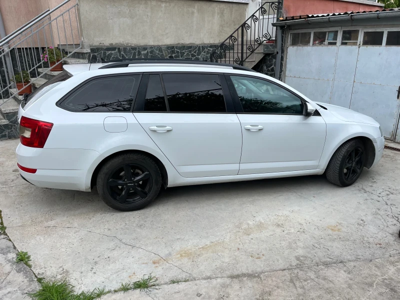 Skoda Octavia 1, 6 TDI Автомат, снимка 4 - Автомобили и джипове - 51063495