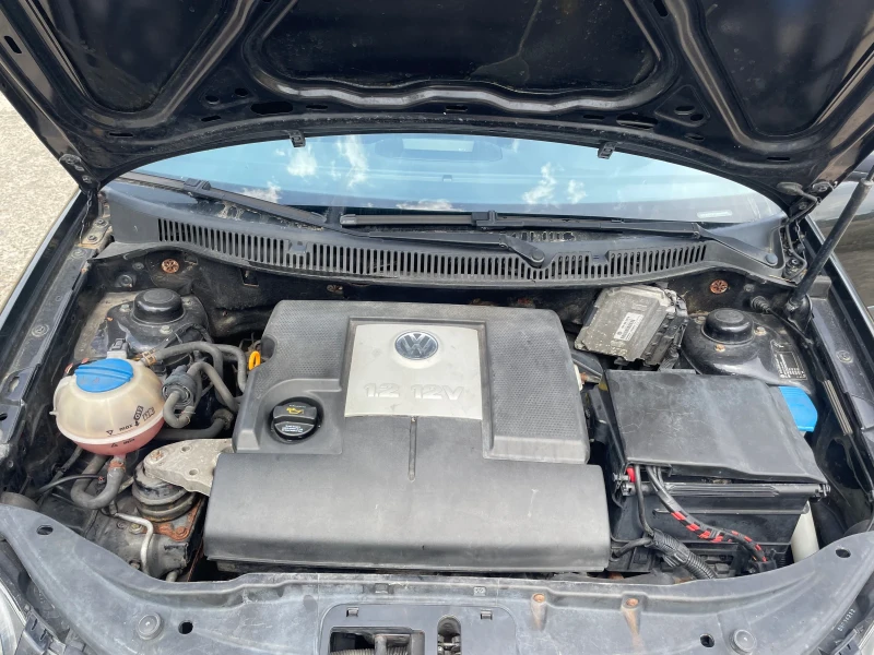 VW Polo 1.2i 63ks KLIMA, снимка 14 - Автомобили и джипове - 51275889