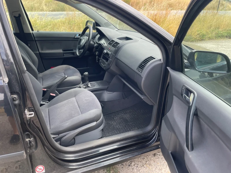 VW Polo 1.2i 63ks KLIMA, снимка 11 - Автомобили и джипове - 51275889