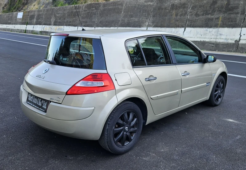 Renault Megane 1.5 DCI 6 Скорости !!!, снимка 7 - Автомобили и джипове - 51531531