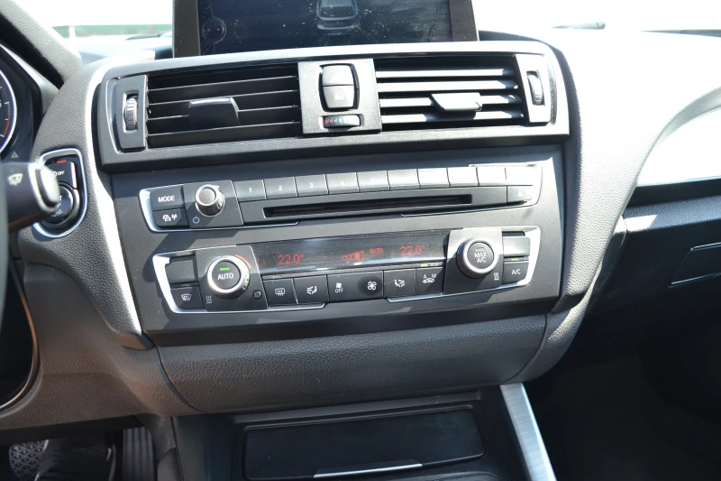 BMW 118 2.0d-M PAKET, снимка 11 - Автомобили и джипове - 51707982