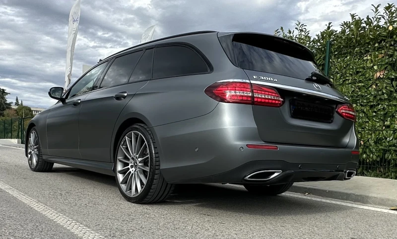 Mercedes-Benz E 300 * AMG SHADOW LINE* 4Matic* , снимка 5 - Автомобили и джипове - 51760392