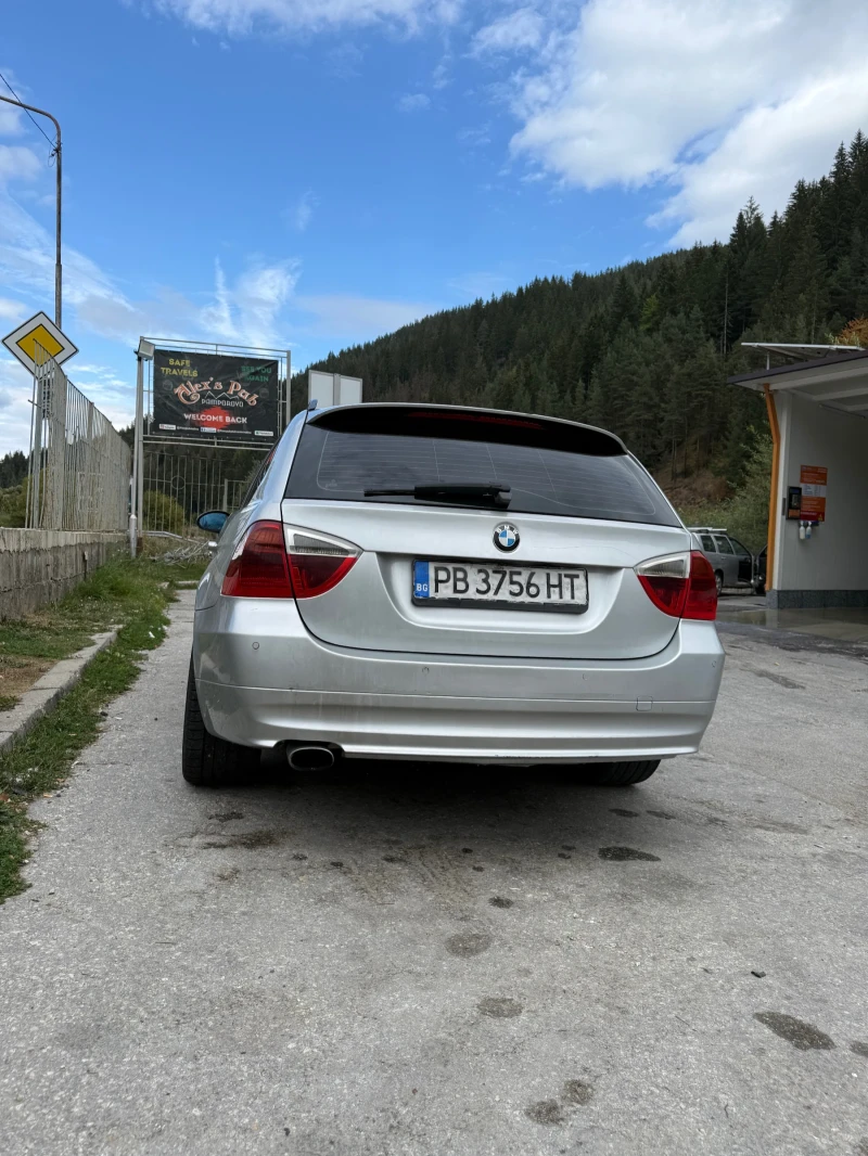 BMW 320, снимка 3 - Автомобили и джипове - 51870459