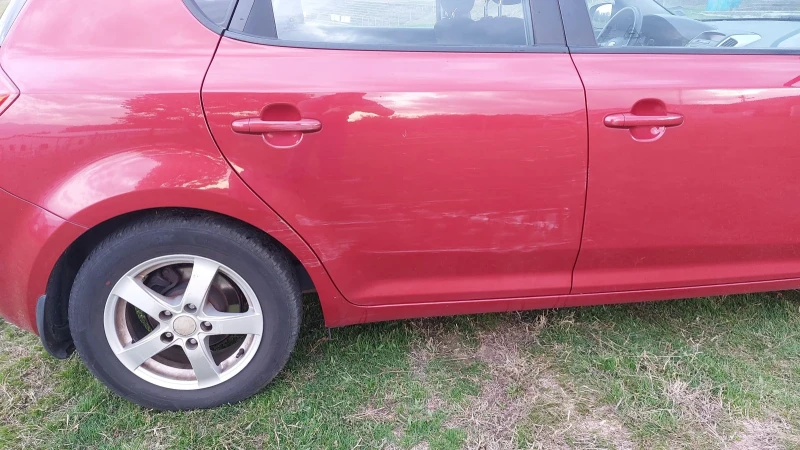 Kia Ceed, снимка 5 - Автомобили и джипове - 52136824