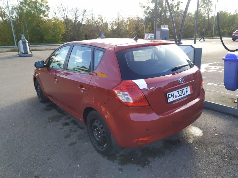 Kia Ceed, снимка 17 - Автомобили и джипове - 52136824