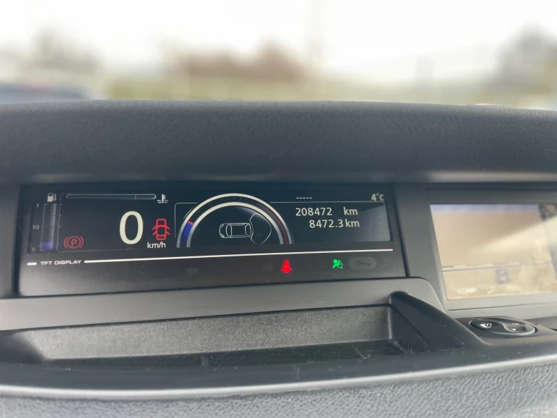 Renault Scenic FACELIFT/CROSS/200000km, снимка 17 - Автомобили и джипове - 52624455