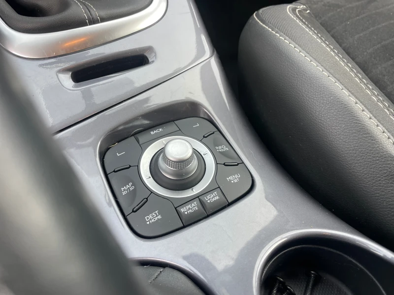 Renault Scenic FACELIFT/CROSS/200000km, снимка 12 - Автомобили и джипове - 52624455