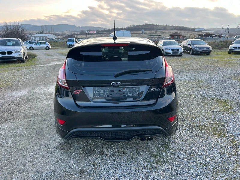 Ford Fiesta 1.6i ST 200 kc, снимка 6 - Автомобили и джипове - 52885181