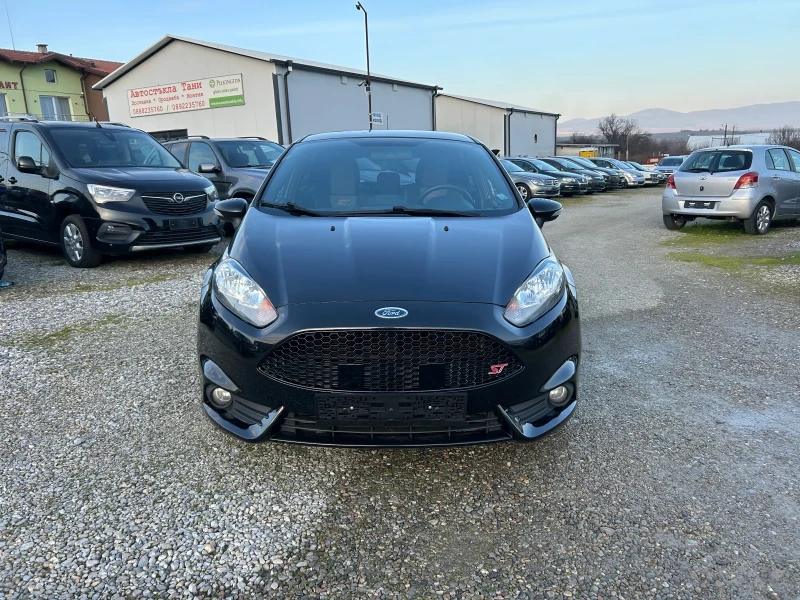 Ford Fiesta 1.6i ST 200 kc, снимка 2 - Автомобили и джипове - 52885181