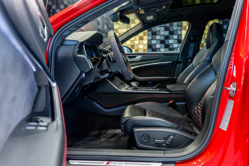 Audi Rs6 B&O/CERAMIC/CARBON, снимка 11 - Автомобили и джипове - 52927979