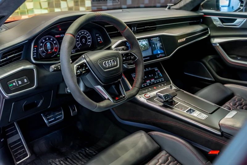 Audi Rs6 B&O/CERAMIC/CARBON, снимка 8 - Автомобили и джипове - 52927979