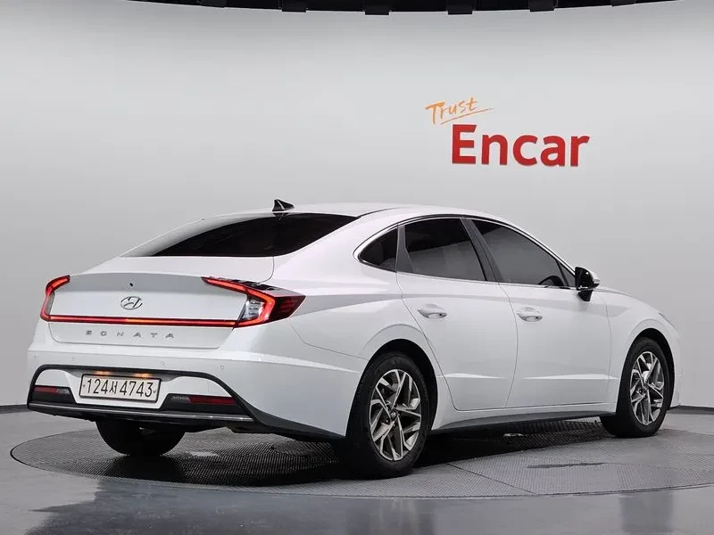 Hyundai Sonata 2.0 - САМО 30% АВАНС, снимка 2 - Автомобили и джипове - 55940402