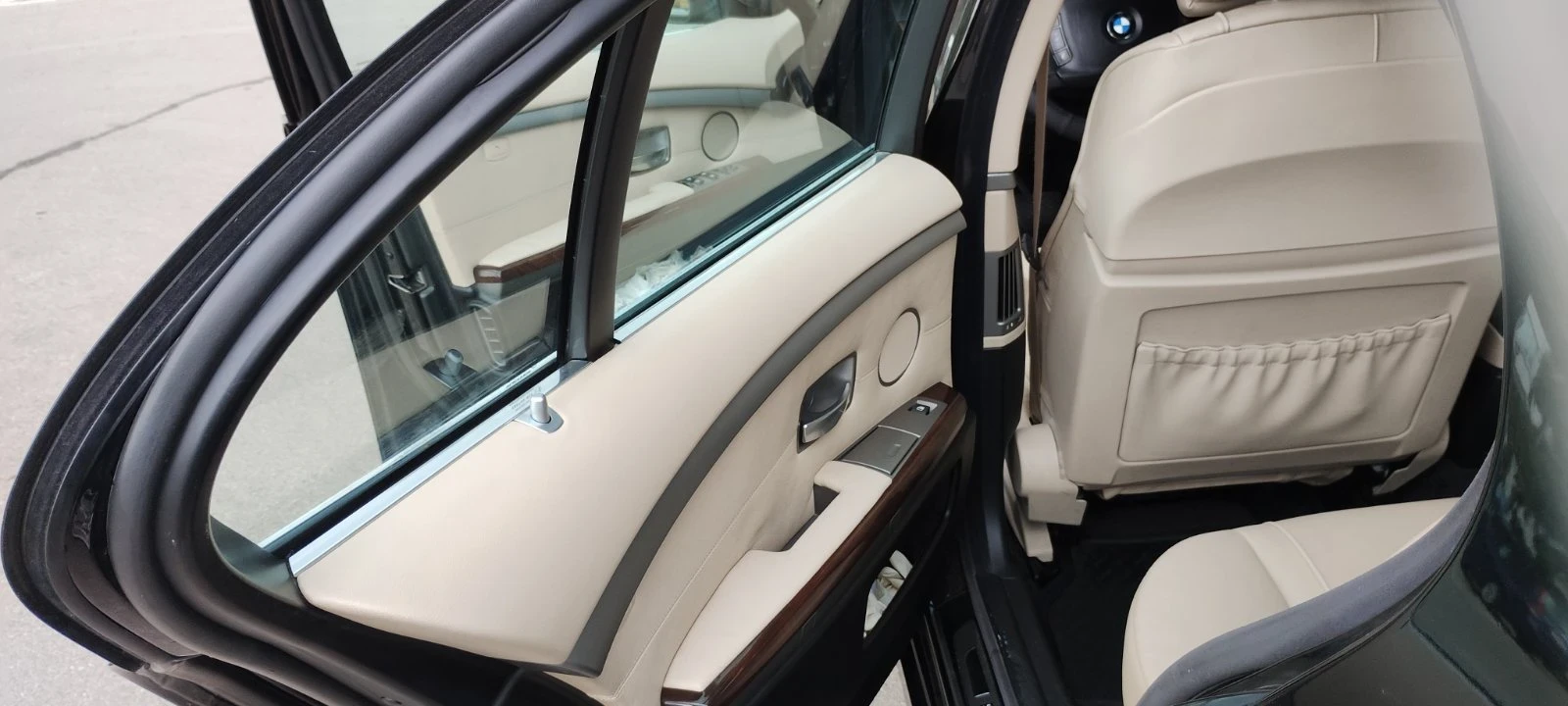 BMW 750 | Mobile.bg   11