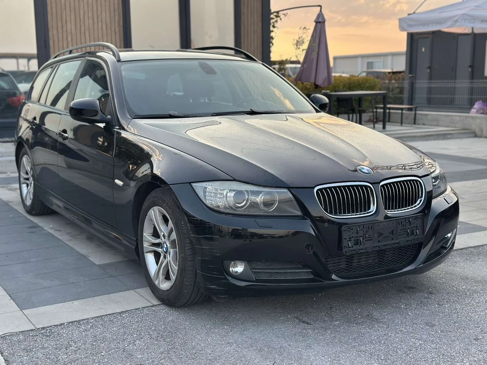 BMW 320  - изображение 2