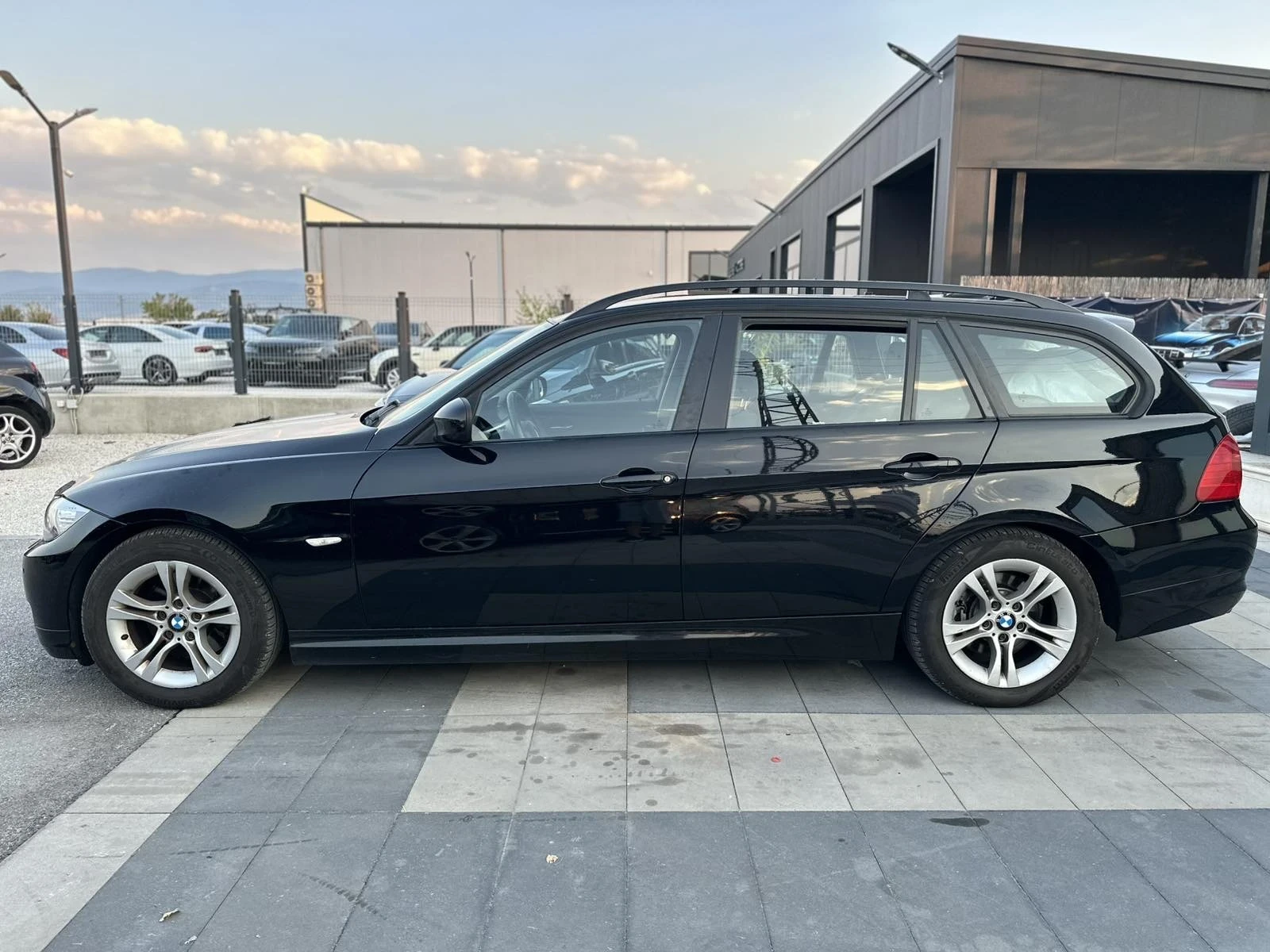 BMW 320  - изображение 4