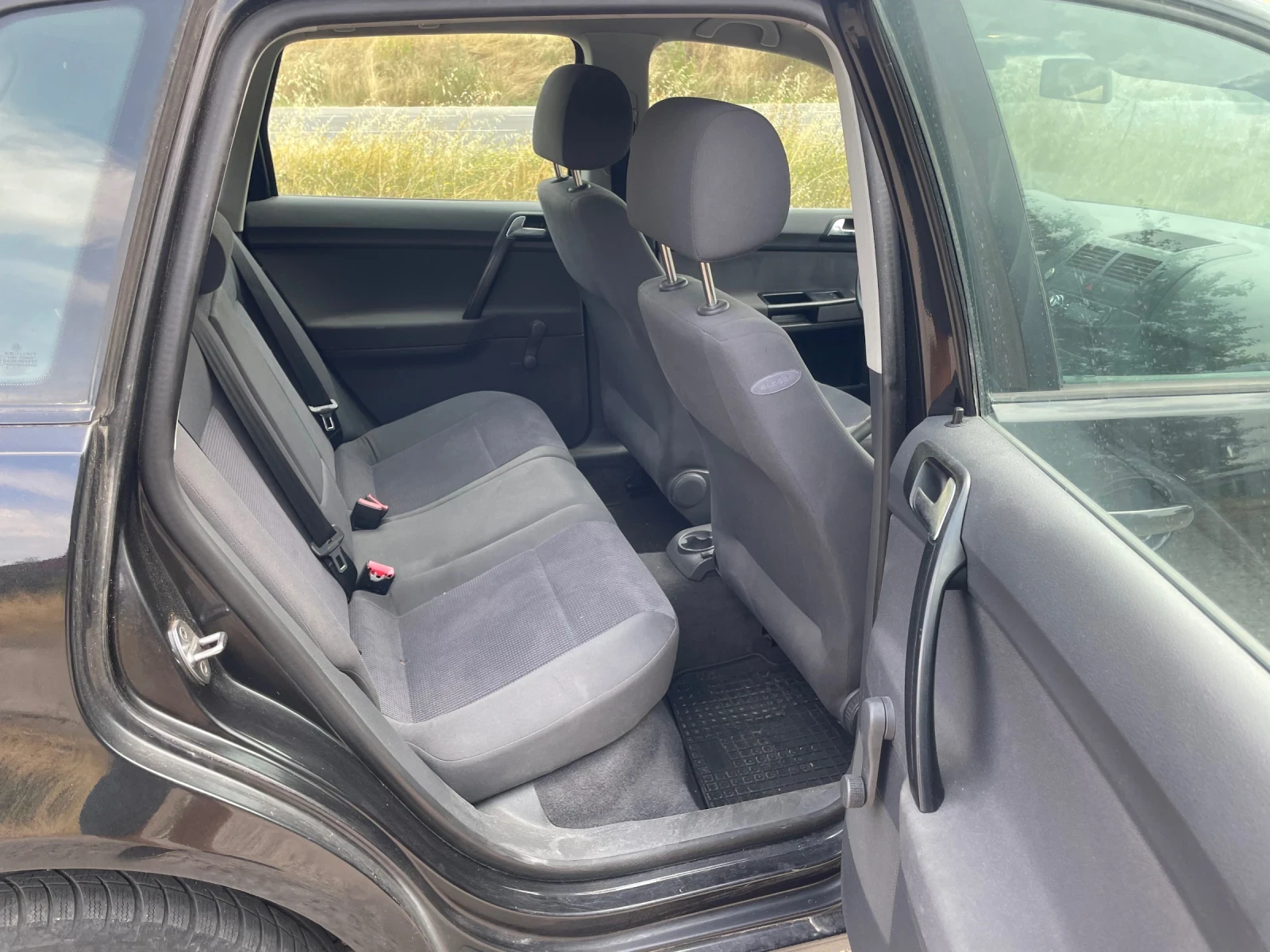VW Polo 1.2i 63ks KLIMA | Mobile.bg — изображение 12