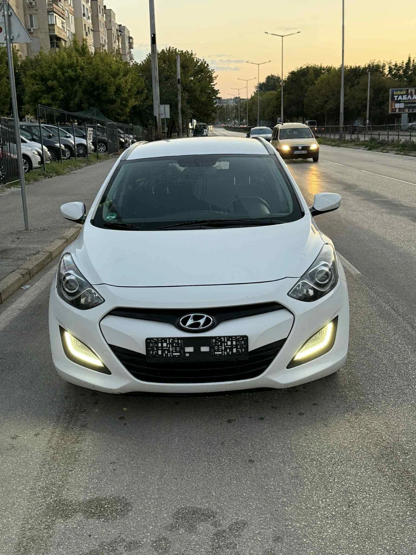 Hyundai I30 1.4CRDI 90кс / подгреви / bluetooth - изображение 8