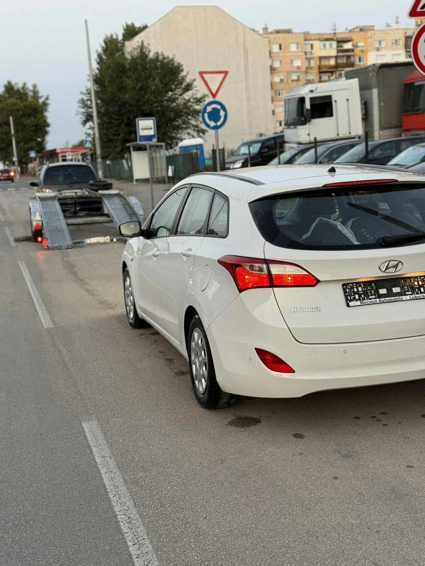 Hyundai I30 1.4CRDI 90кс / подгреви / bluetooth - изображение 7