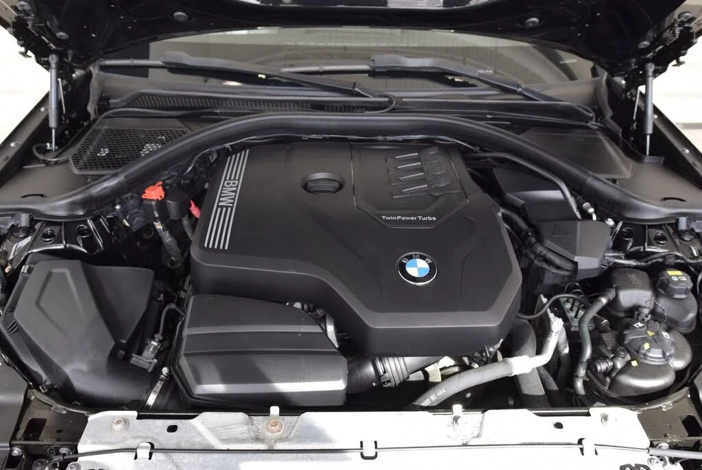 BMW 330 *  *    *   *  | Mobile.bg   17