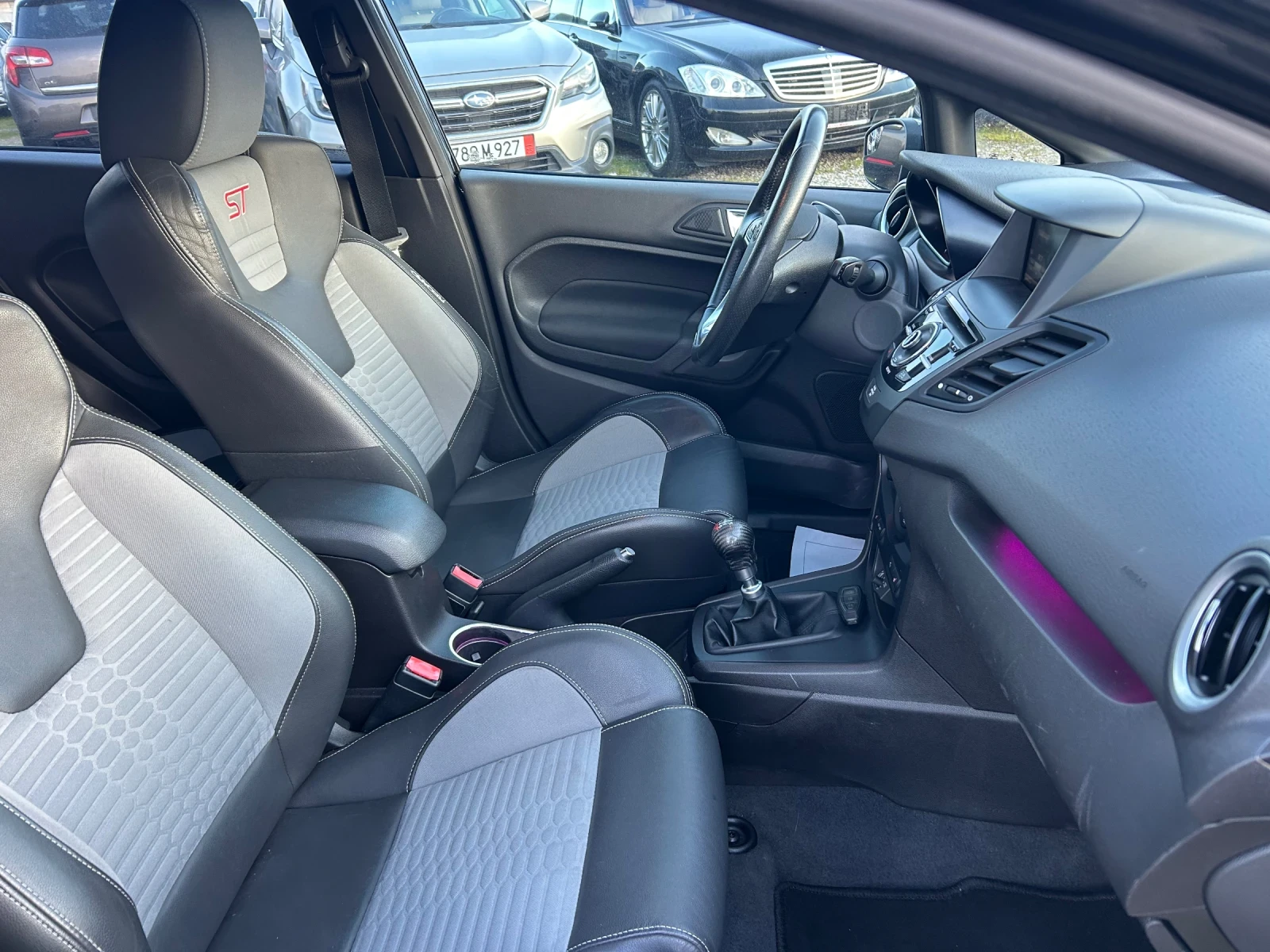 Ford Fiesta 1.6i ST 200 kc | Mobile.bg � ����������� 16