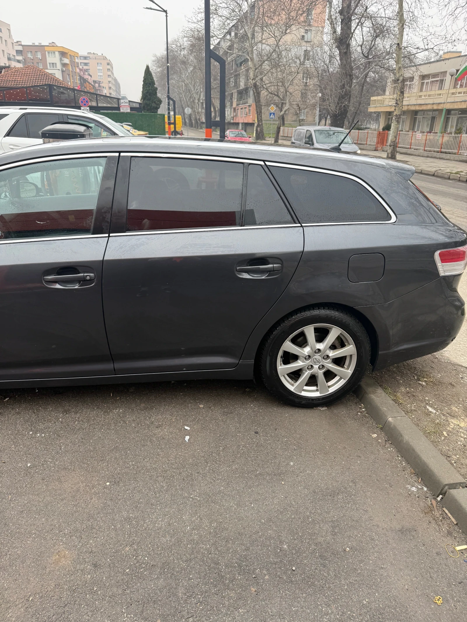 Toyota Avensis 2.2 D4D - изображение 3