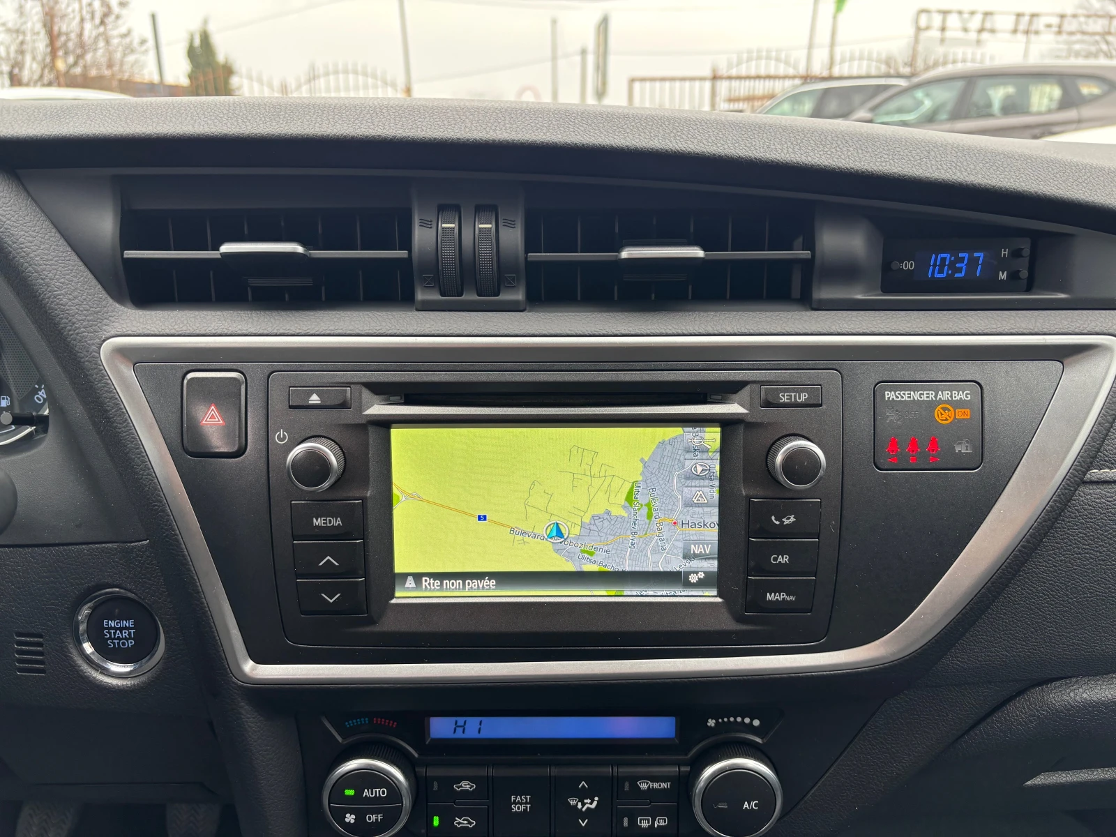 Toyota Auris 1.4d-90k.s-FULLL* * *  | Mobile.bg � ����������� 10