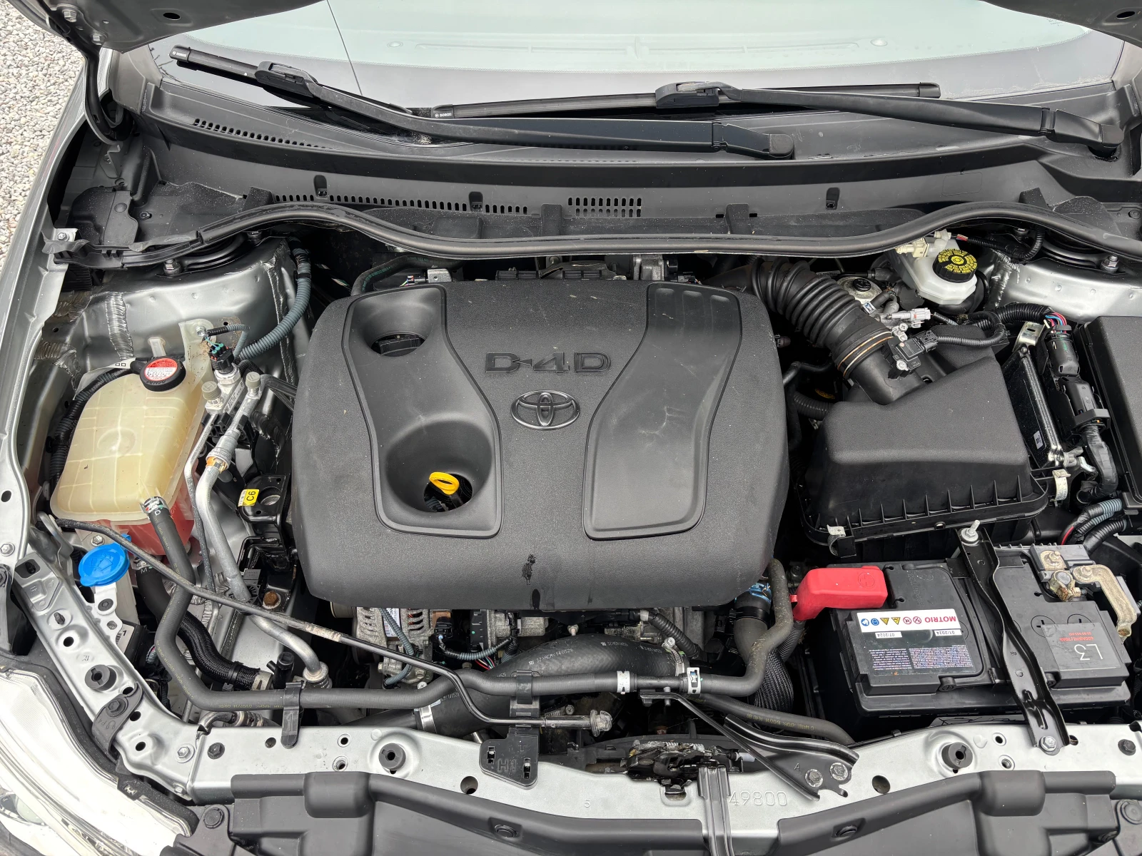 Toyota Auris 1.4d-90k.s-FULLL* * *  | Mobile.bg � ����������� 17