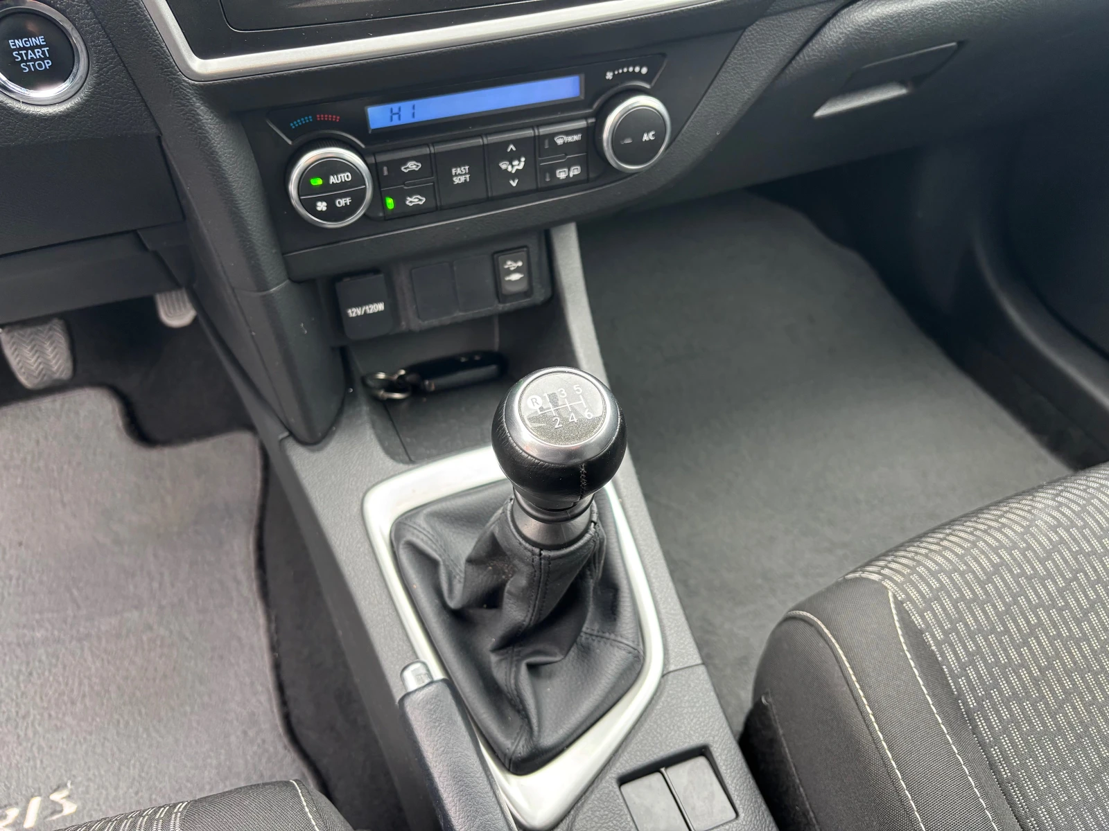 Toyota Auris 1.4d-90k.s-FULLL* * *  | Mobile.bg � ����������� 11