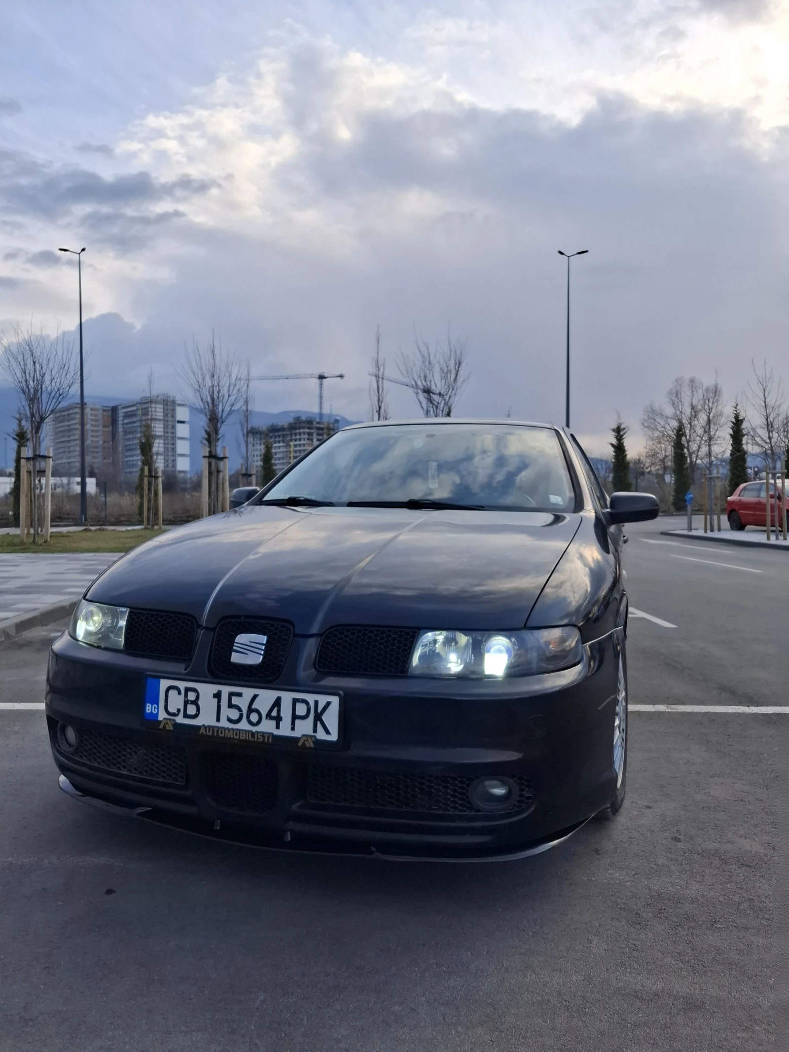 Seat Leon Black Cupra 4, снимка 5 - Автомобили и джипове - 53879825