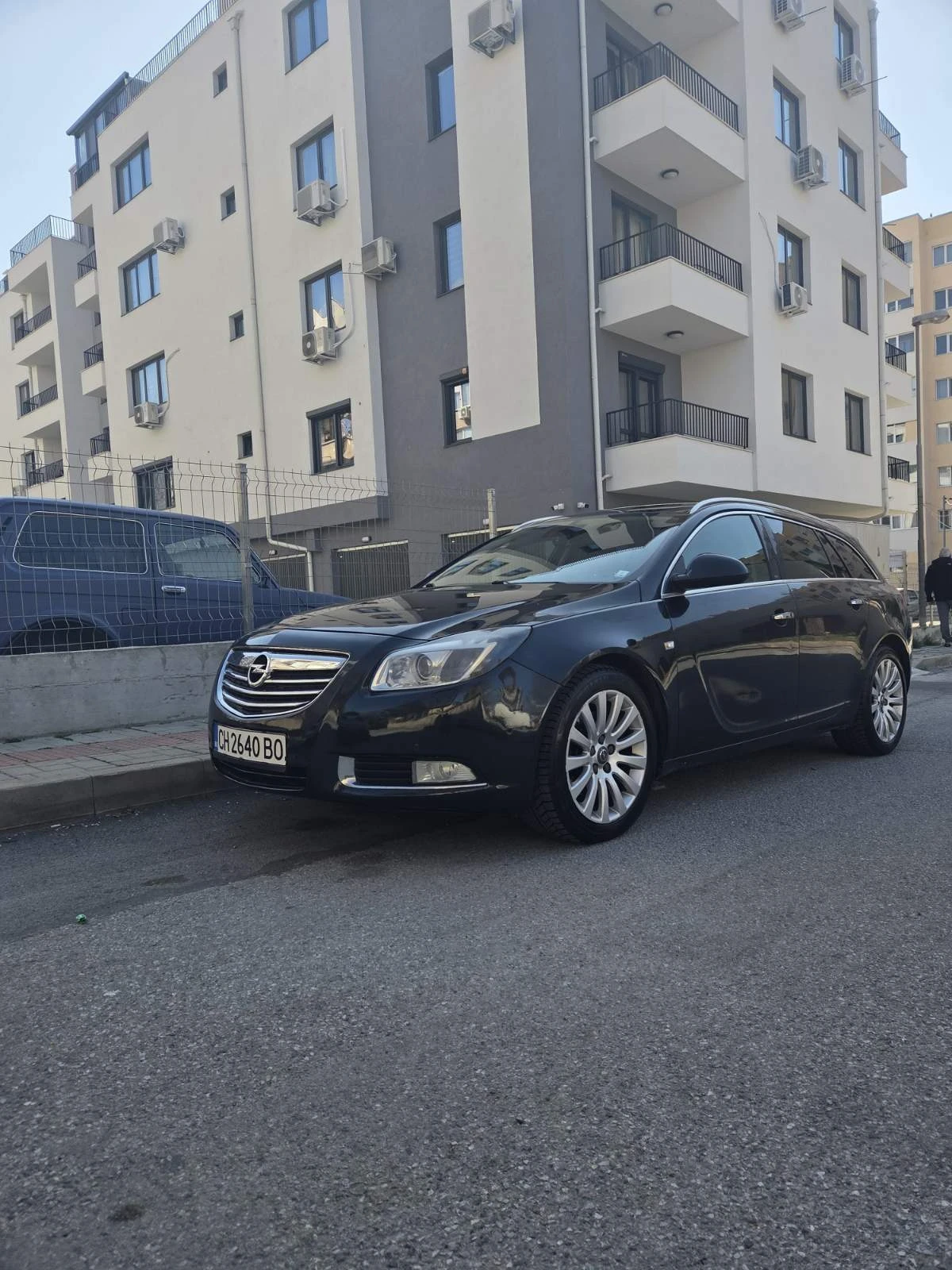 Opel Insignia, снимка 3 - Автомобили и джипове - 54099445