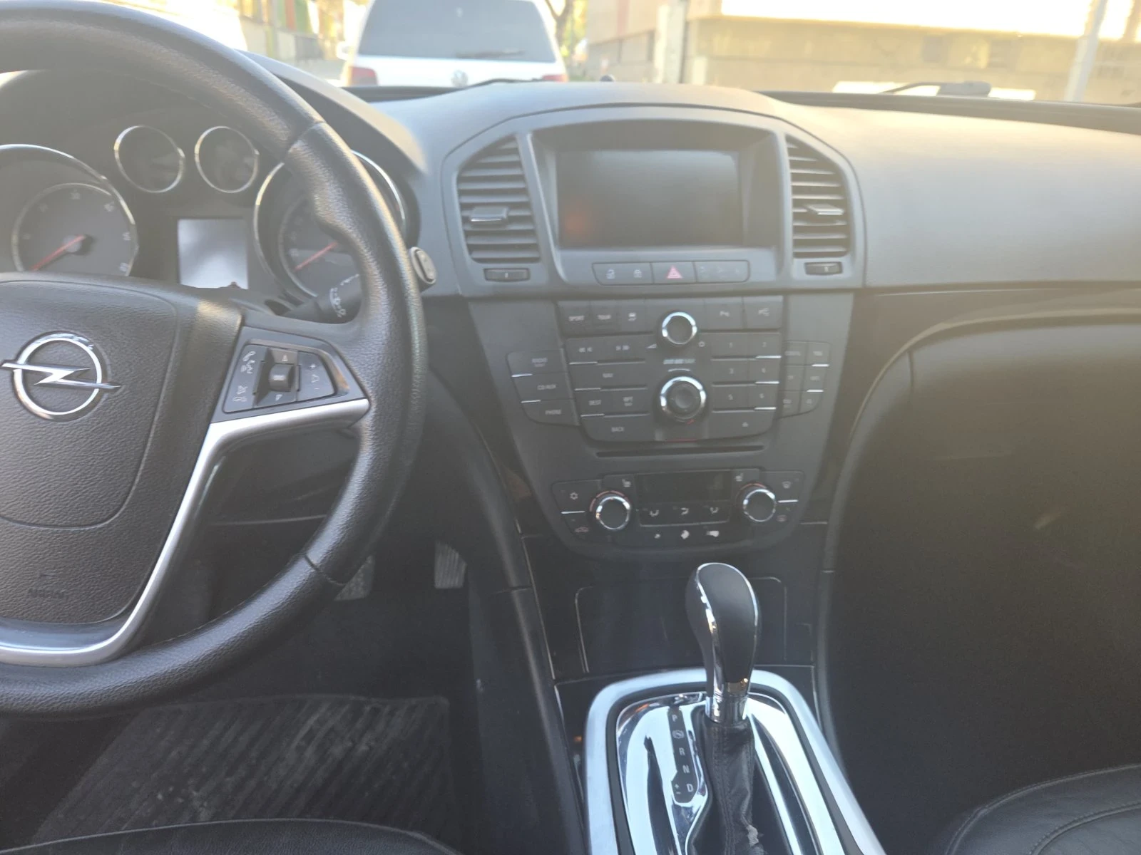 Opel Insignia, снимка 7 - Автомобили и джипове - 54099445