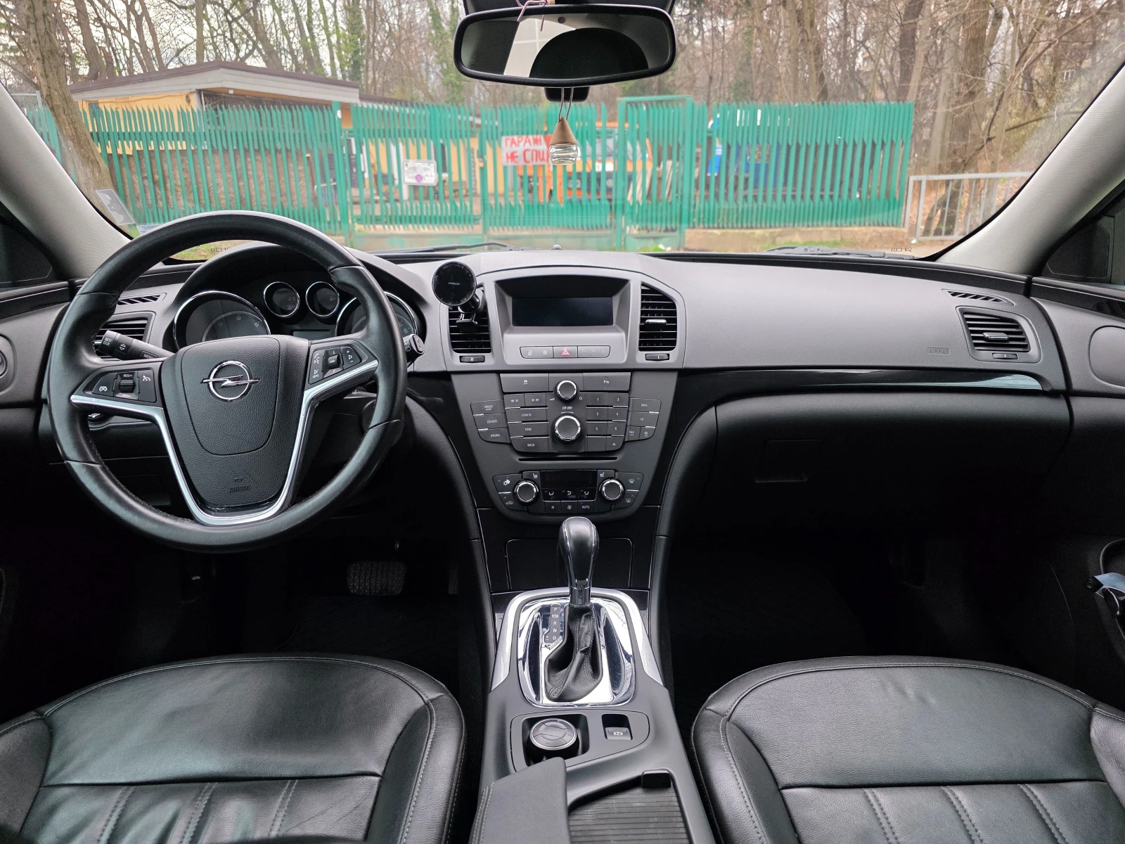 Opel Insignia A Hatchback, снимка 11 - Автомобили и джипове - 54102107