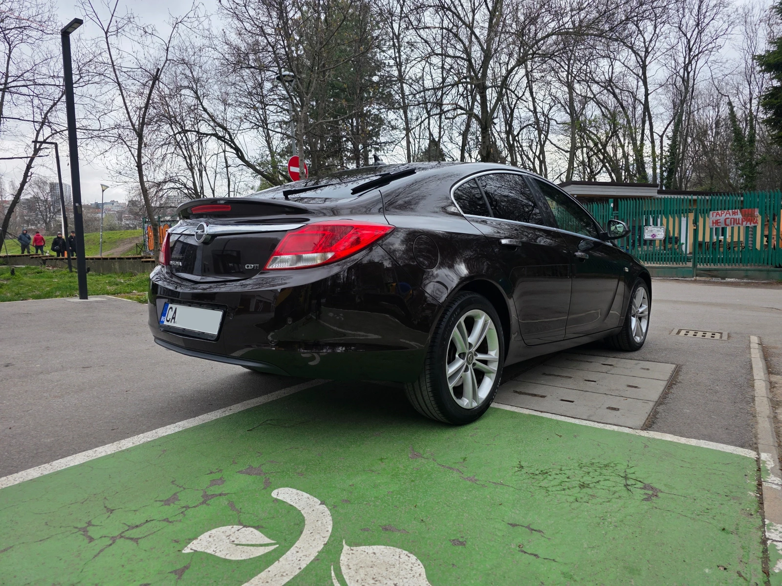 Opel Insignia A Hatchback, снимка 3 - Автомобили и джипове - 54102107