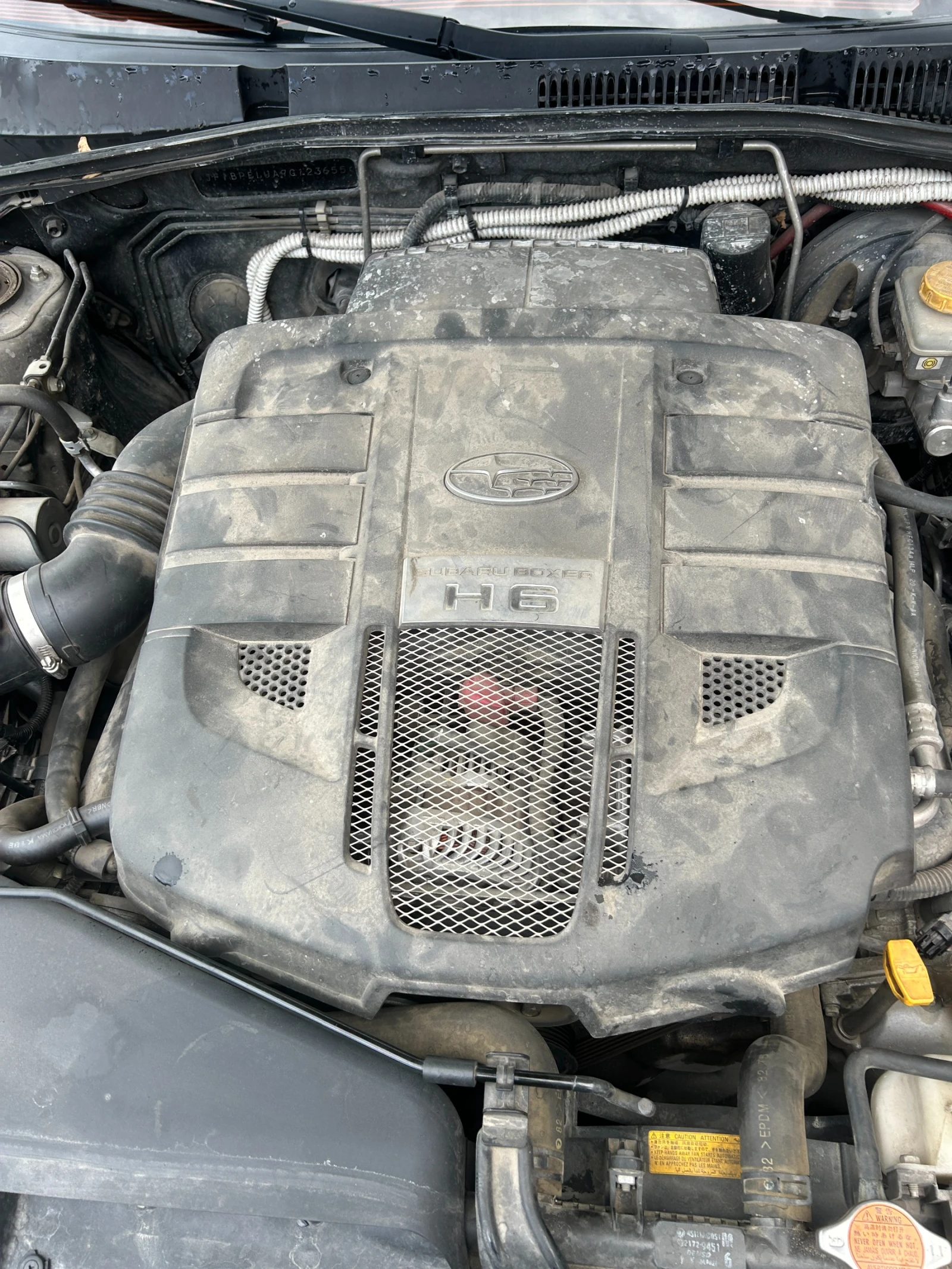 Subaru Outback 3.0R, снимка 14 - Автомобили и джипове - 54722325
