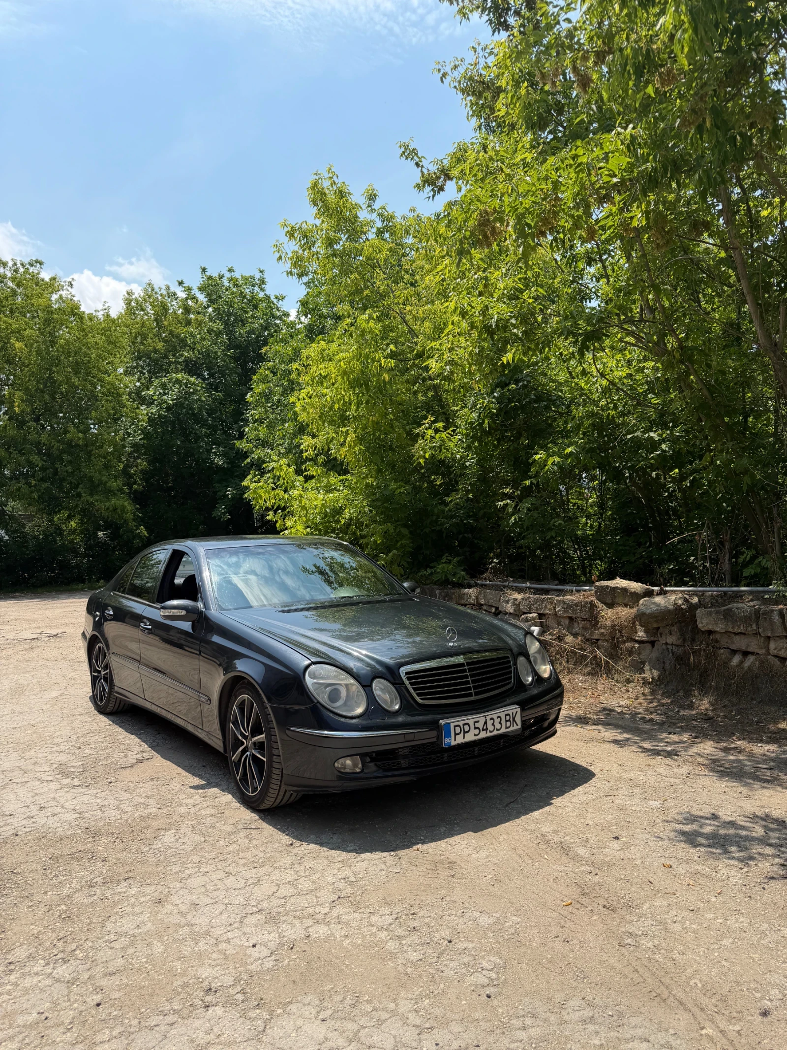 Mercedes-Benz E 320, снимка 2 - Автомобили и джипове - 54799496