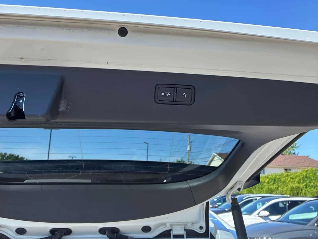 Hyundai Ioniq * Preferred + * CARFAX * ОПЦИЯ ЗА ФИНАНСИРАНЕ, снимка 16 - Автомобили и джипове - 54948981