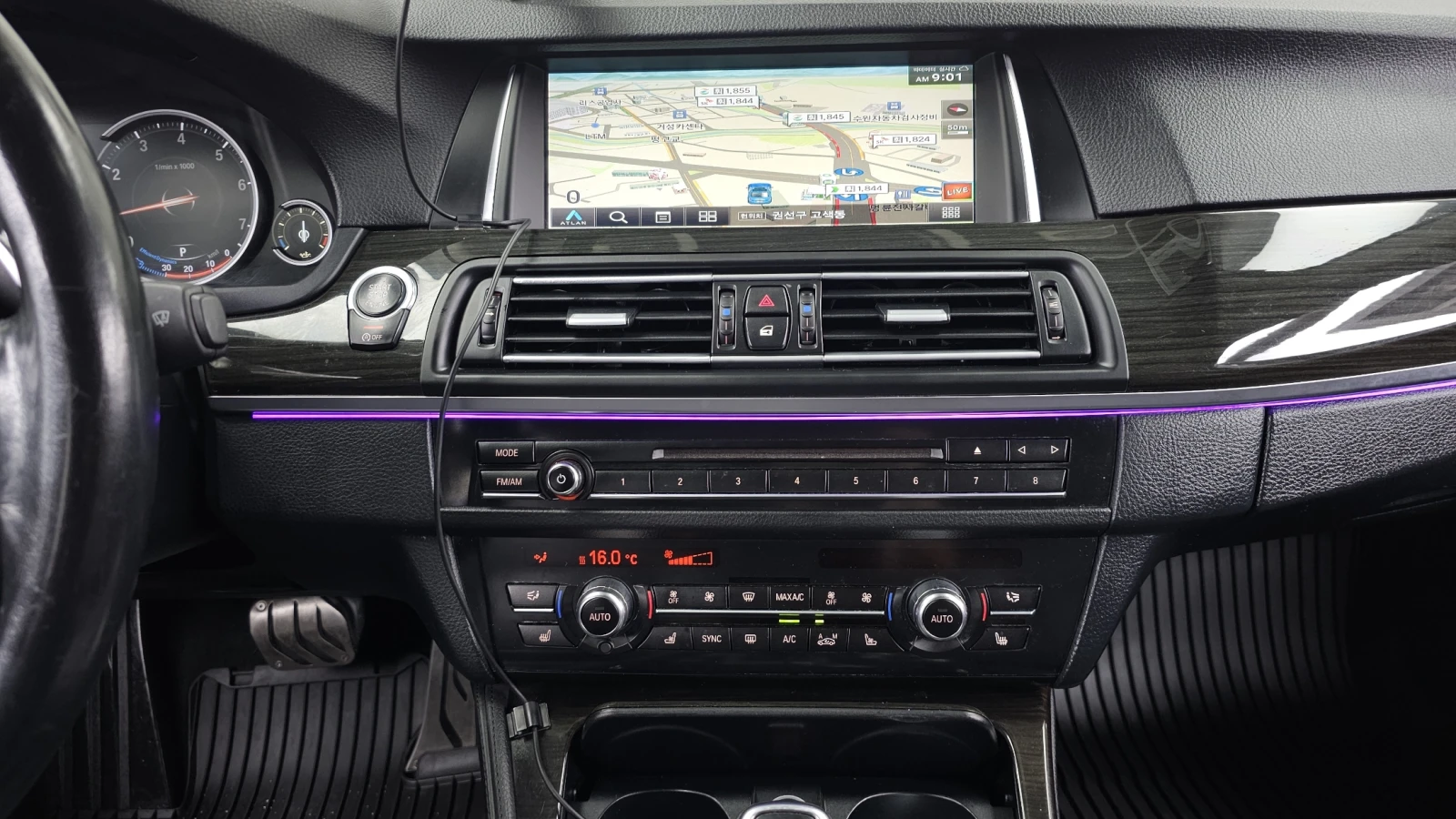 BMW 528  I  Luxury Plus , снимка 10 - Автомобили и джипове - 55405597