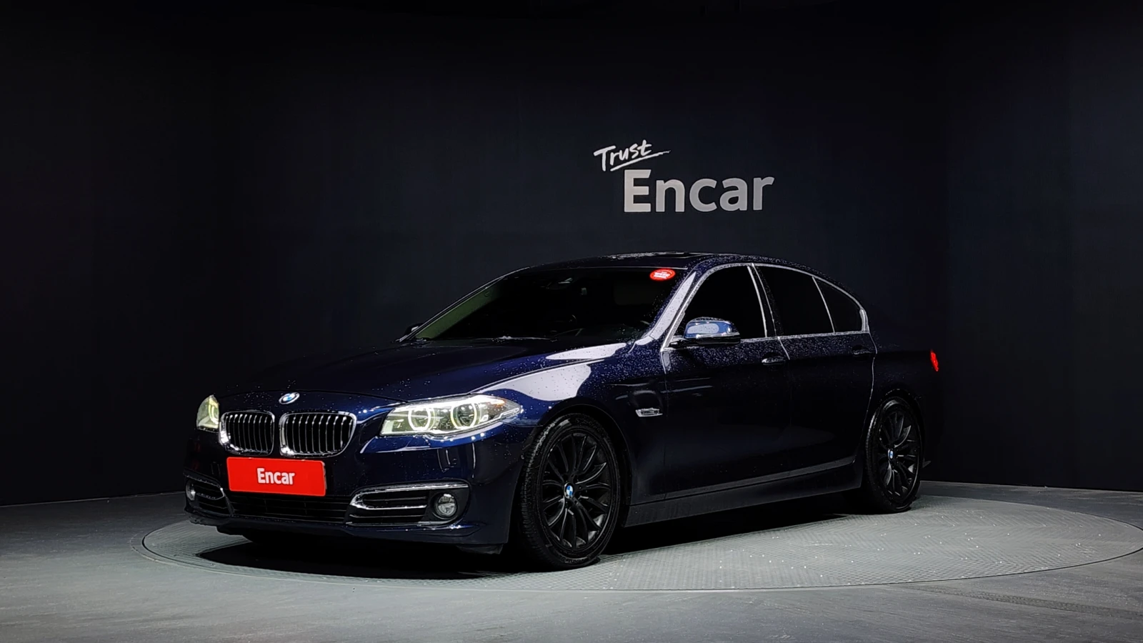 BMW 528  I  Luxury Plus 